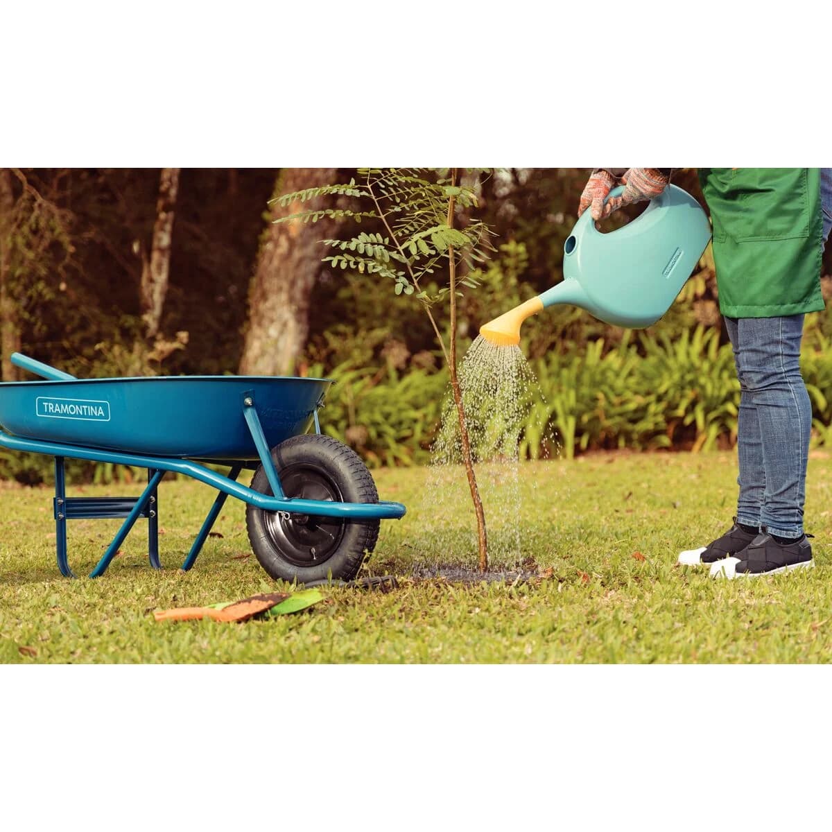 Regadera plástica para jardín Tramontina 7 L — miniatura 6