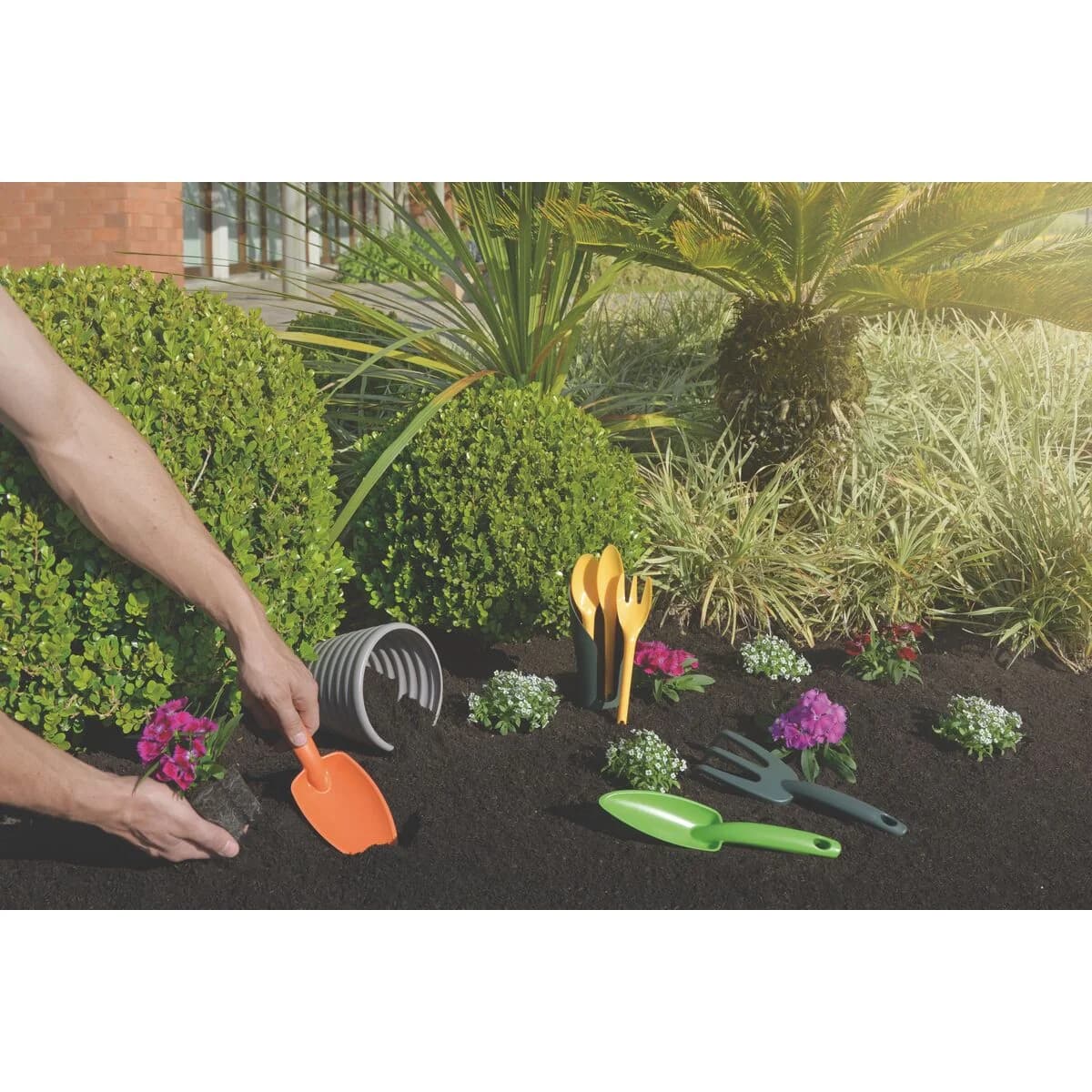 Kit Para Jardin X3 Piezas Tramontina Rastrillo Pala Cuchara — miniatura 6