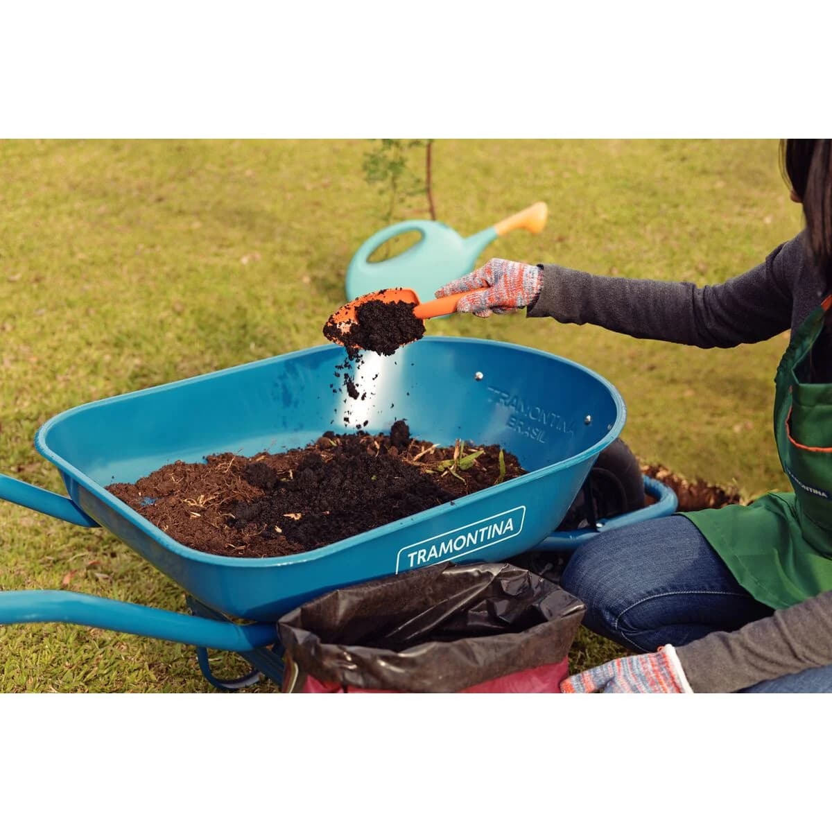 Kit Para Jardin X3 Piezas Tramontina Rastrillo Pala Cuchara — miniatura 7