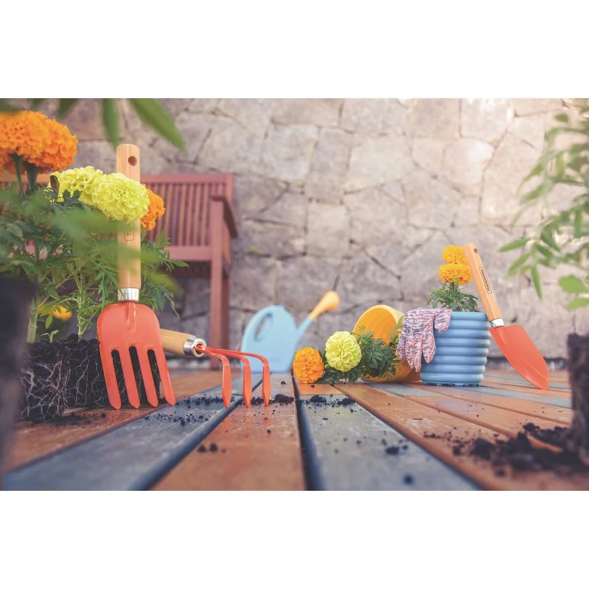 Rastrillo De Metal Tramontina Con 3 Dientes Mango Madera — miniatura 5