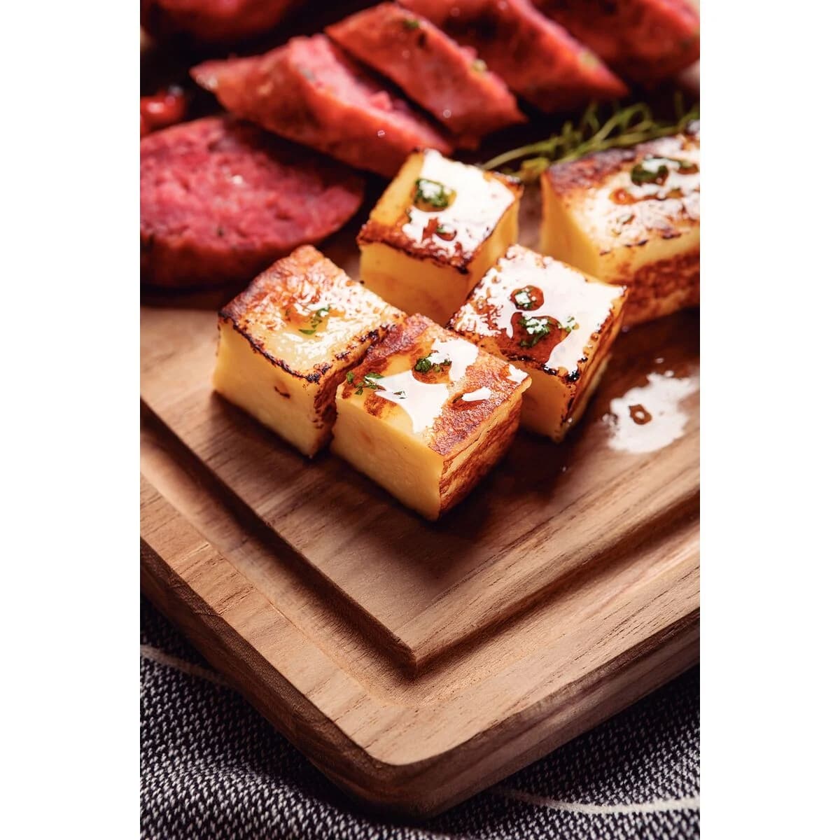 Plato De Madera Tramontina Asado Churrasco 21 Cm Teca — miniatura 4