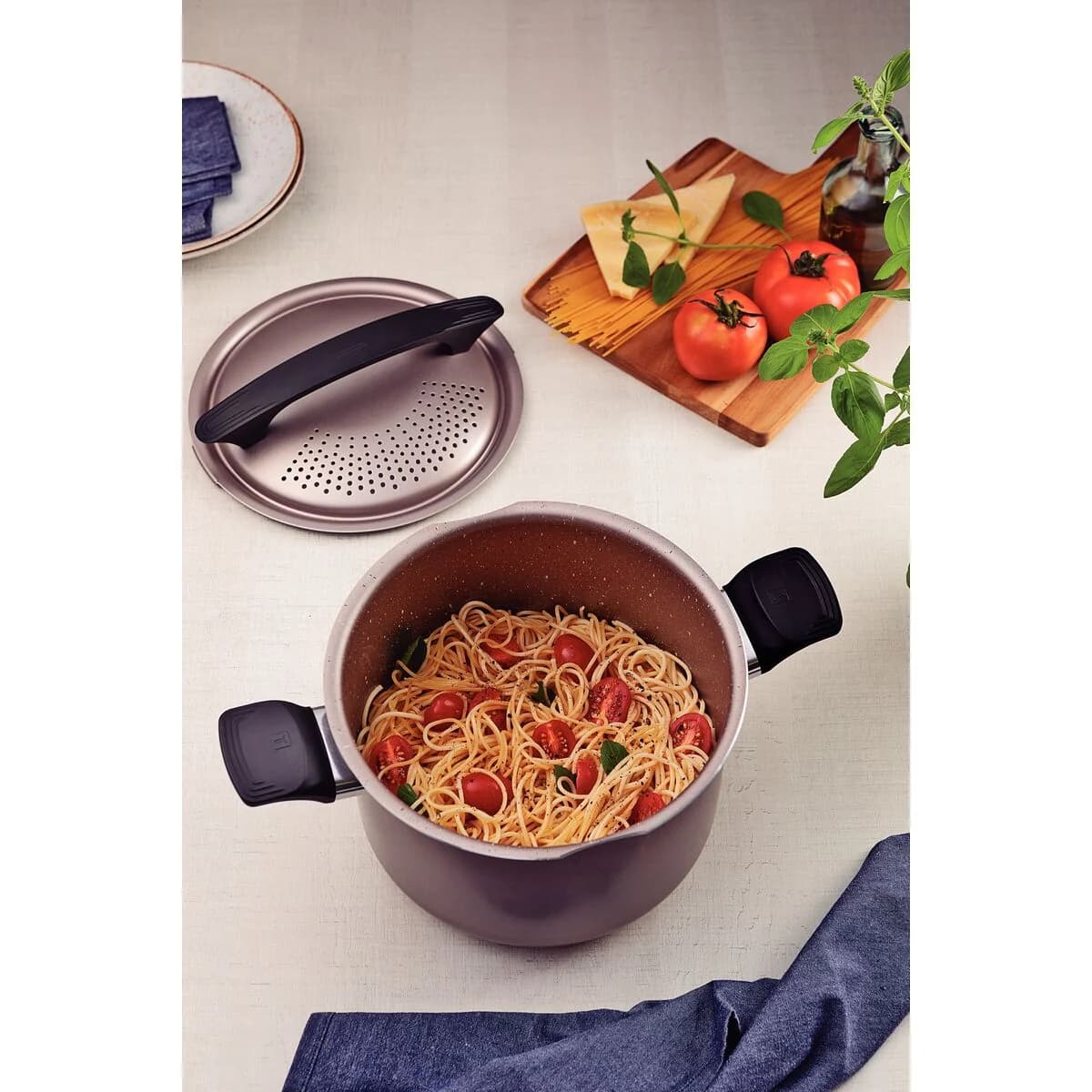 Olla Pasta Tramontina Milazzo Antiadherente 22 CM 5,70 Lts — miniatura 7