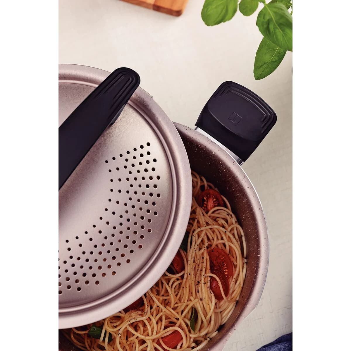 Olla Pasta Tramontina Milazzo Antiadherente 22 CM 5,70 Lts — miniatura 8