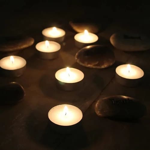 Pack 50 Velas Tea Light Esoterismo Decoración Limpieza Luz — miniatura 4