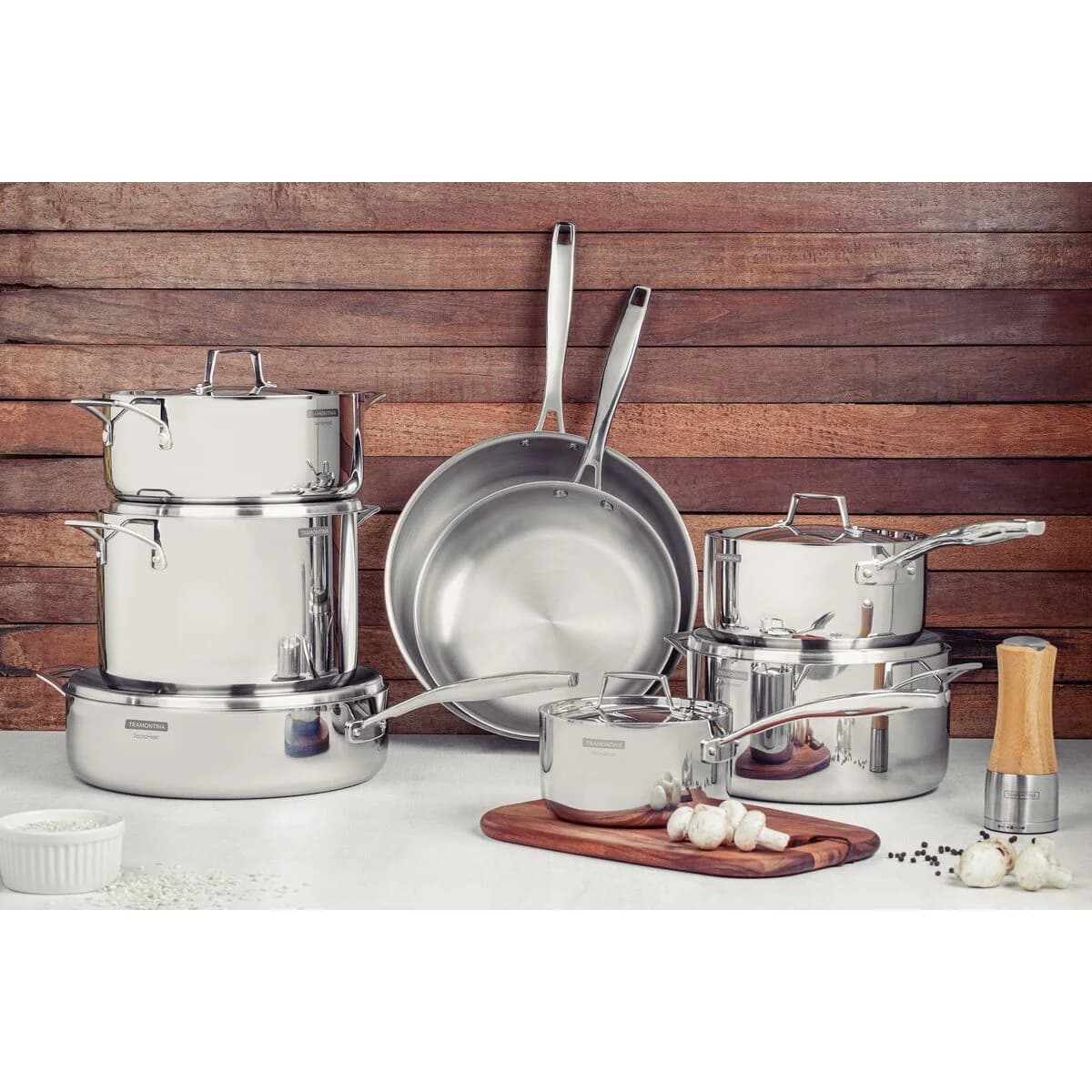 Olla Tramontina Grano Triple Fondo 20 cm 3,1 L Acero Inoxidable 18/10 con Tapa — Apta Inducción — imagen 4 de 6