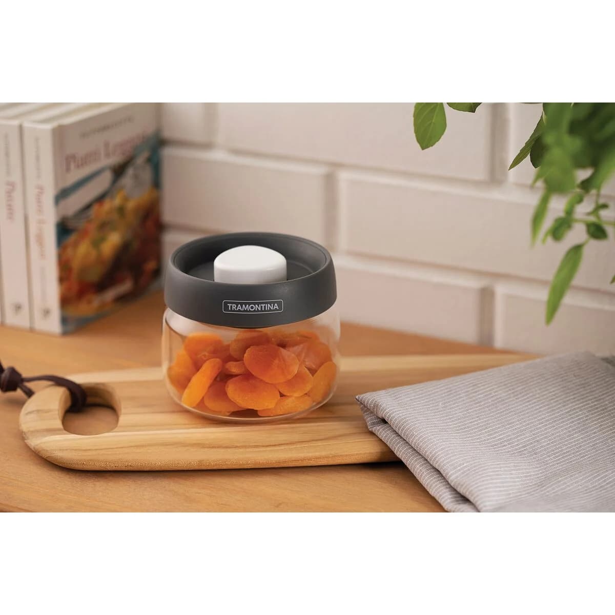 Frasco hermético de vidrio con tapa al vacío Tramontina Purezza 400 ml — imagen 8 de 9