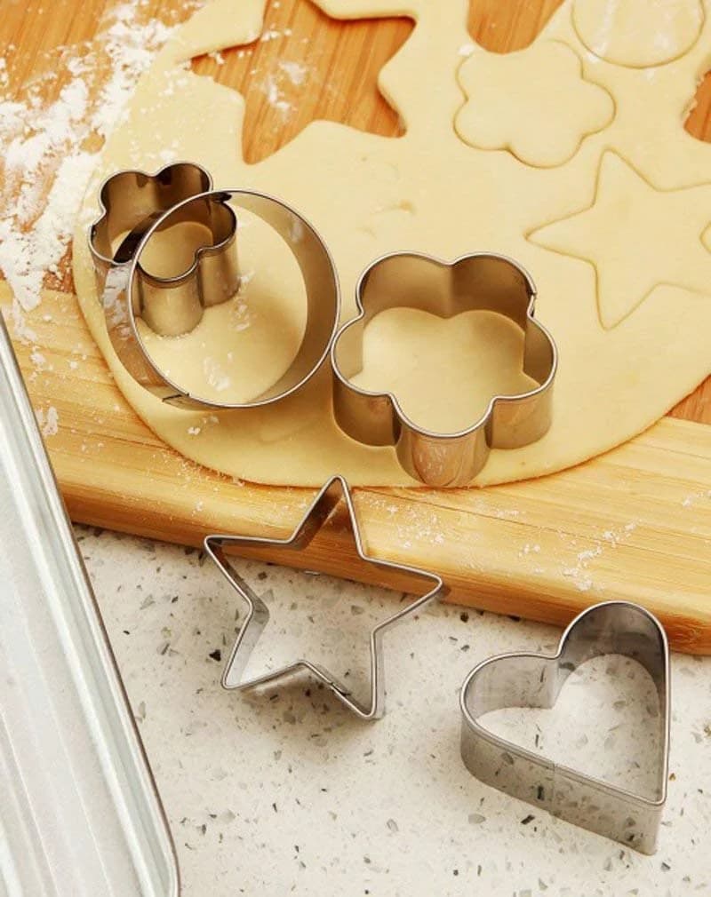 Cortante Molde De Metal X 12 Para Galletitas Con Formas — imagen 5 de 5