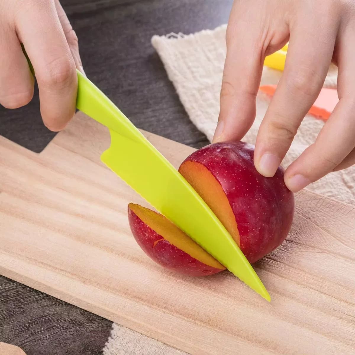 Cuchilla De Plástico Para Verduras Vegetales Tortas 29 Cm — miniatura 5
