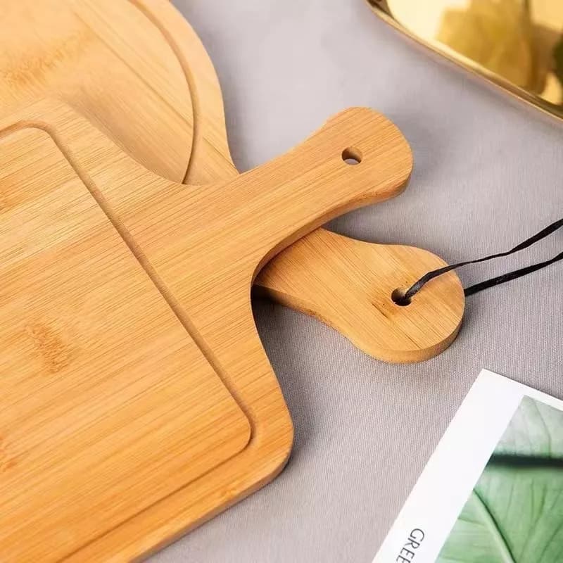 Tabla De Madera Cuadrada Bambu Con Mango 40 X 24 Cm — imagen 2 de 3