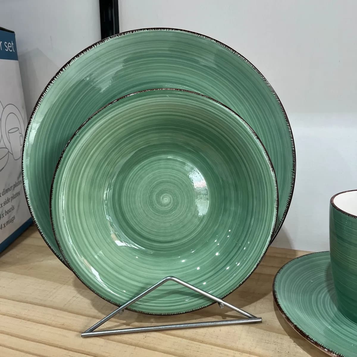 Juego Vajilla 16 Piezas Ceramica Taza Loza Color Verde — miniatura 4