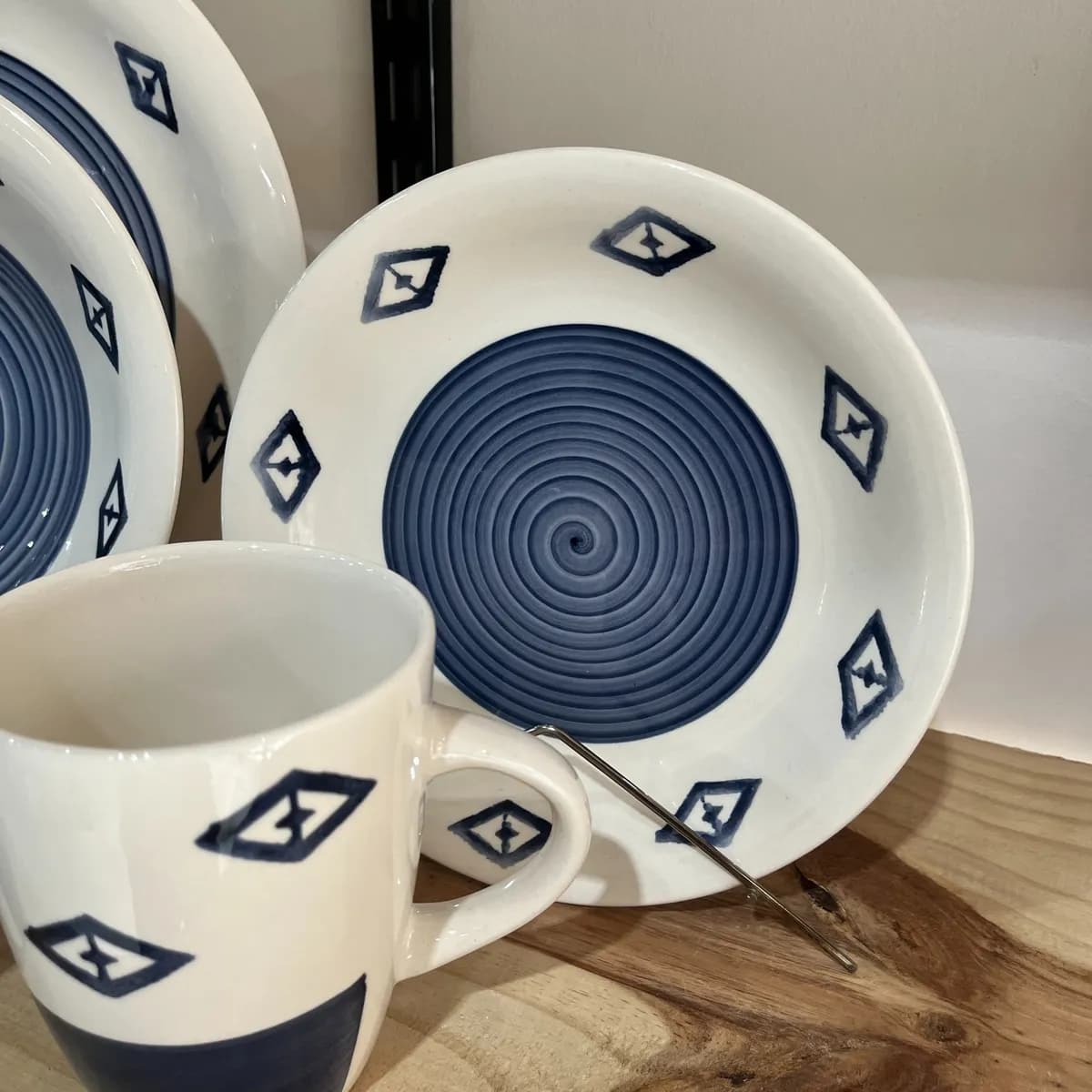 Juego Vajilla 16 Piezas Ceramica Loza Azul Y Blanco — miniatura 4