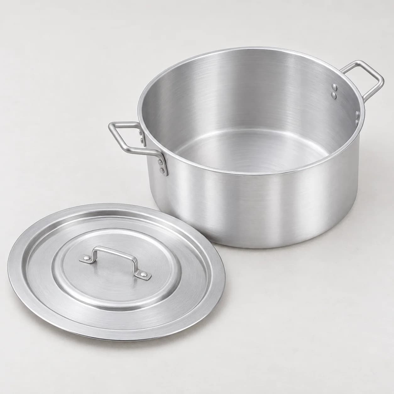 Olla Cacerola Aluminio 24 Cm 5,6 Lts Gastronomia — imagen 2 de 2